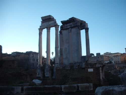 Forum Romanum - świetne miejsce na spacer i piknik